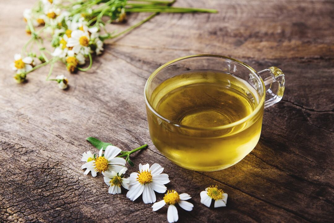 Peppermint-chamomile tea will relieve pain from cervical osteochondrosis